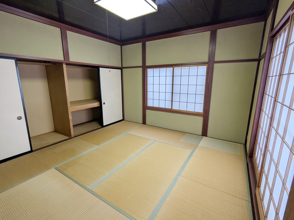 2F 和室8帖